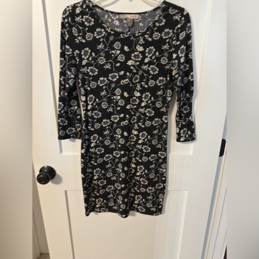 Forever 21 Black and Cream Floral Long Sleeve Dress